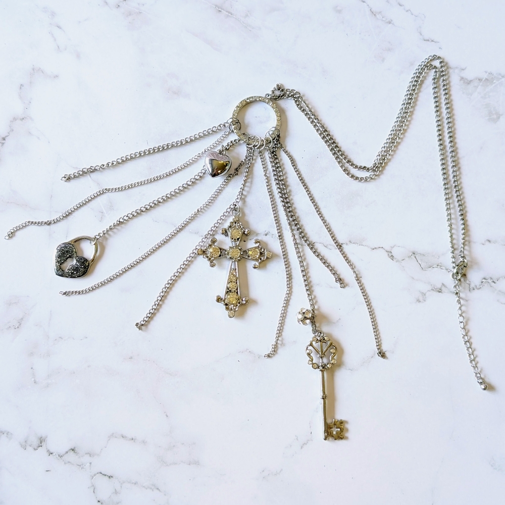 Silver Cross Key Lock Heart Rhinestone Necklace - Picture 9 of 10
